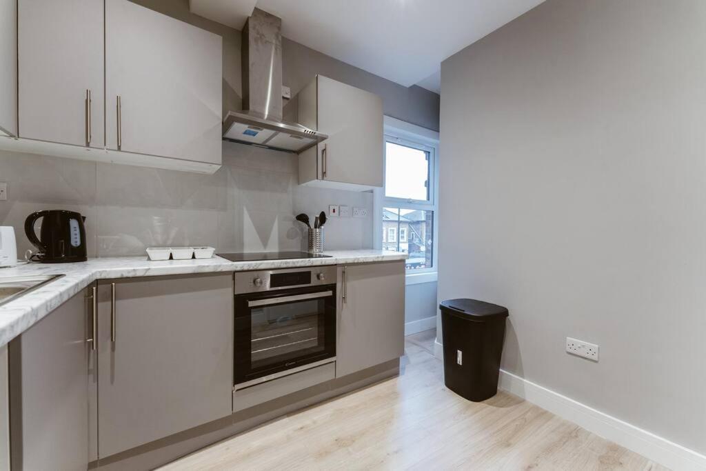 Charming Central London Kitchenette - Your Ideal Stay In The Heart Of The City Exterior photo